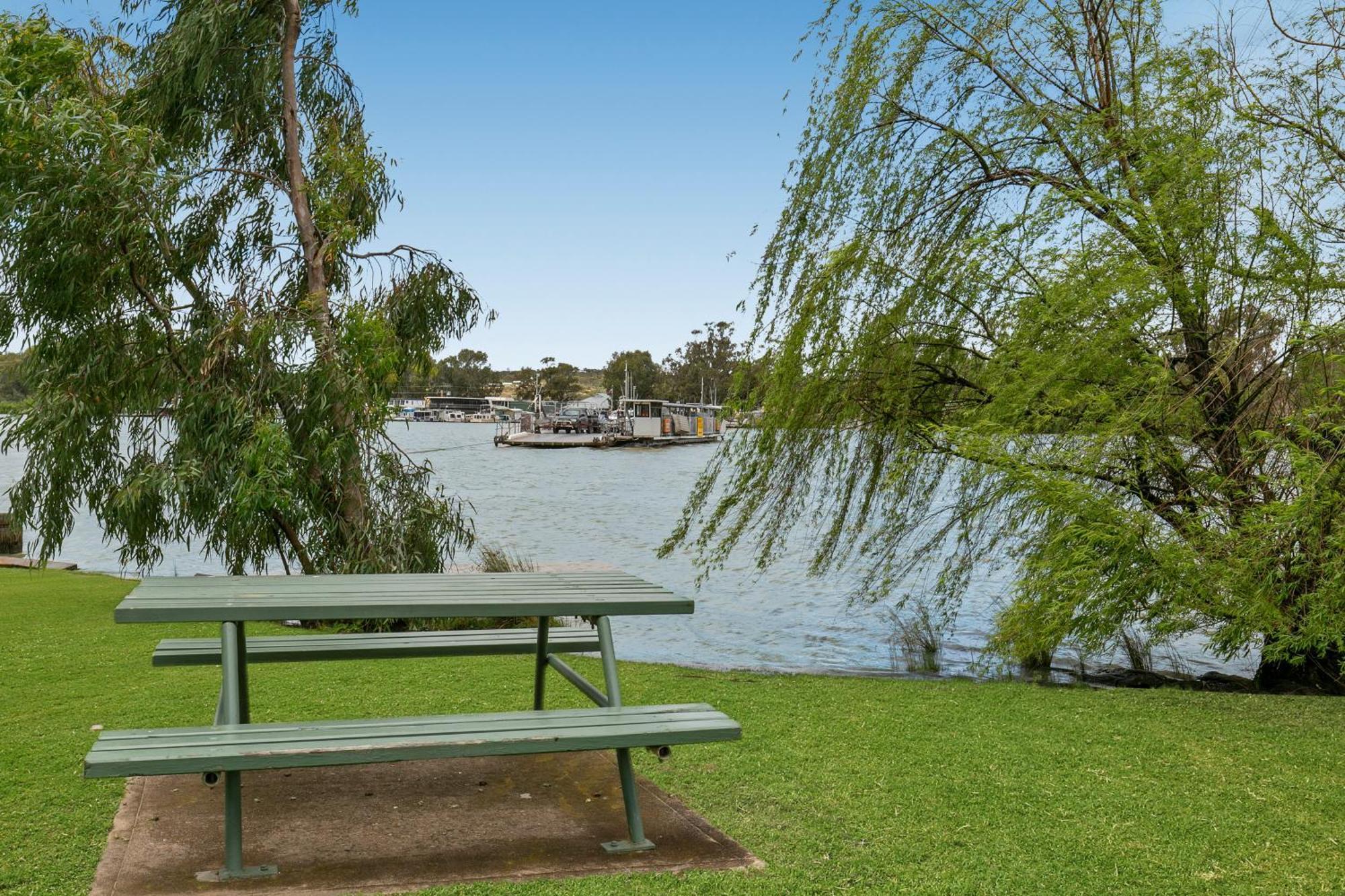 Big4 Mannum Holiday Park Экстерьер фото
